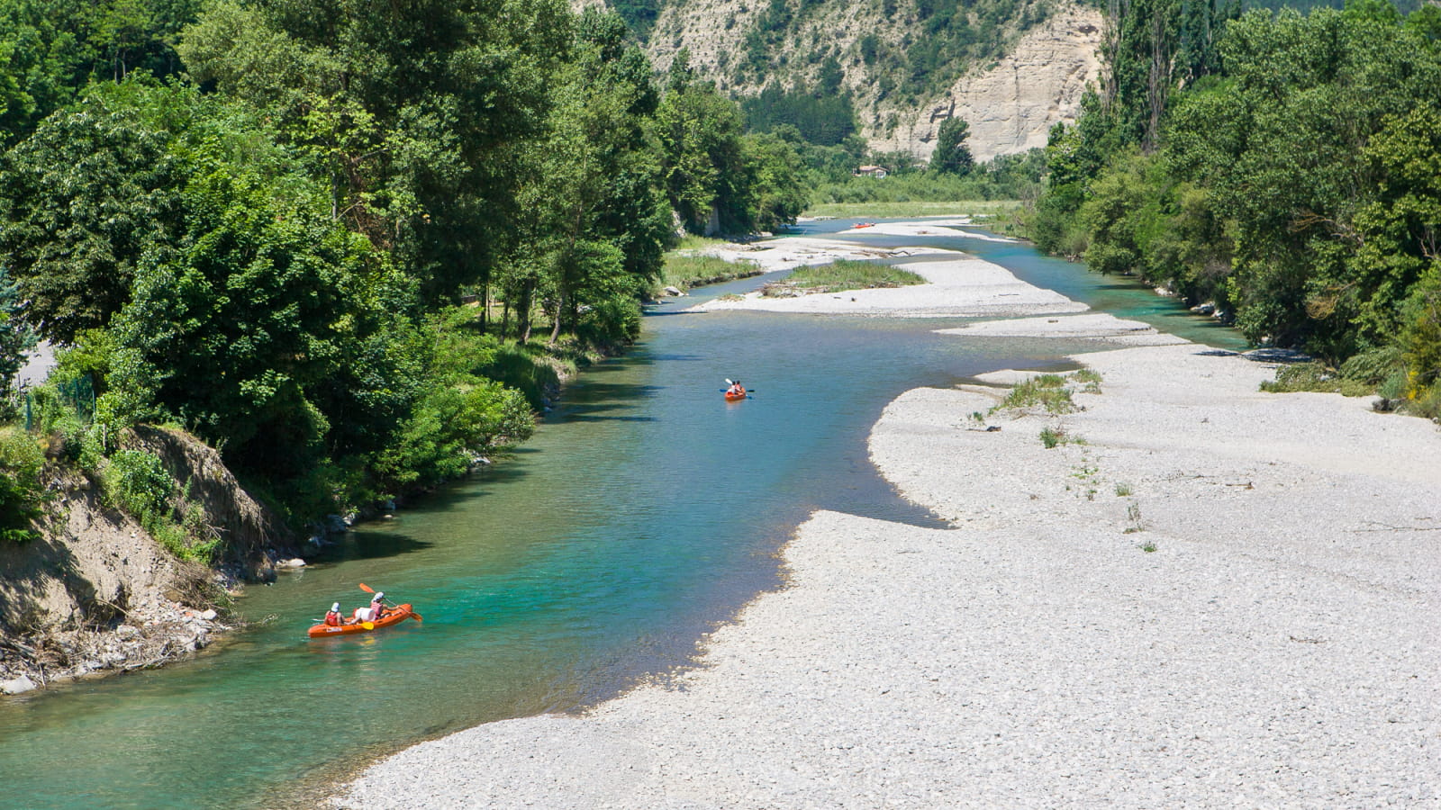 Canoë sur la rivière Drôme - Top des spots nature de la Drôme