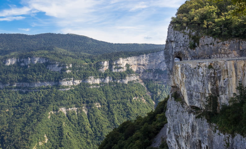 Sublime route du Combe Laval - route vertigineuse dans la Drôme
