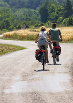 Cyclo le long de l'itinéraire Sur les Pas des Huguenots dans la Drôme